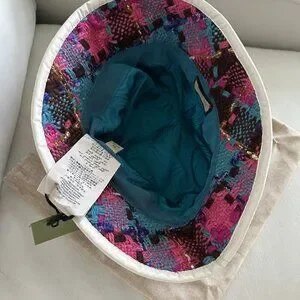 Gucci | Accessories | Nwt Gucci Gg Elevation Tweed Spicy  display picture 2